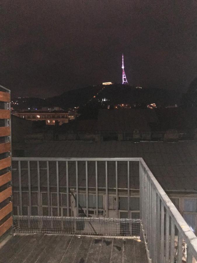 D And D Hotel Tbilisi Eksteriør billede